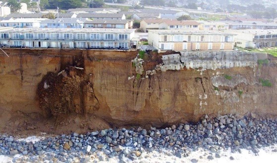 Study Identifies California Cliffs at Risk of Collapse (1)